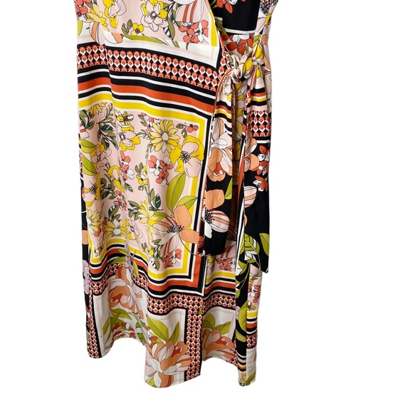 Who What Wear Multicolor Floral Wrap MIDI Dress Size Small - Picture 7 of 8